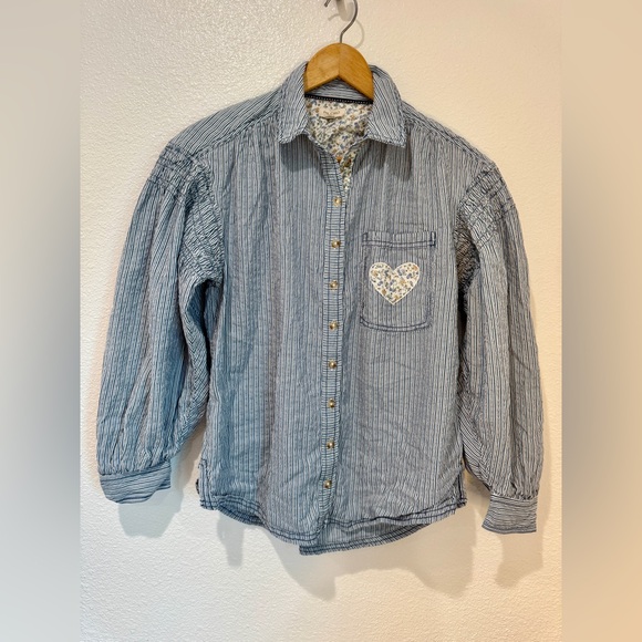 Pilcro Anthropologie Blue Striped Button Down Shirt Heart Patch Preppy Top XXS - Picture 2 of 7